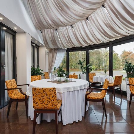 Villa Park Goleniow Ngoại thất bức ảnh