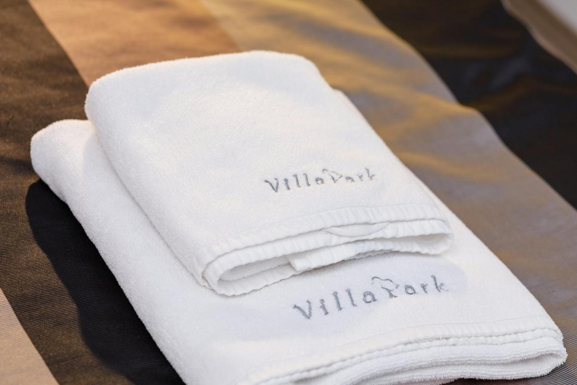 Villa Park Goleniow Ngoại thất bức ảnh